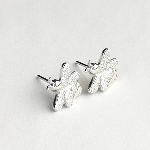 Cz Sterling silver bumble bee stud earrings 🆕 - Picture 4 of 8